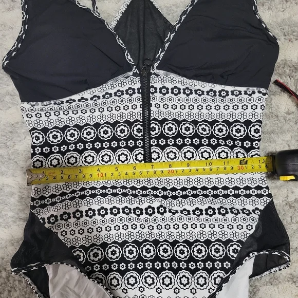 Anne Cole Black and White Patterned Kids One Piece Swimsuit - Picture 13 of 13